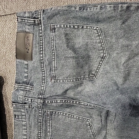 Denim shorts - Picture 4 of 5